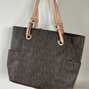 Michael Kors Tote LIKE NEW